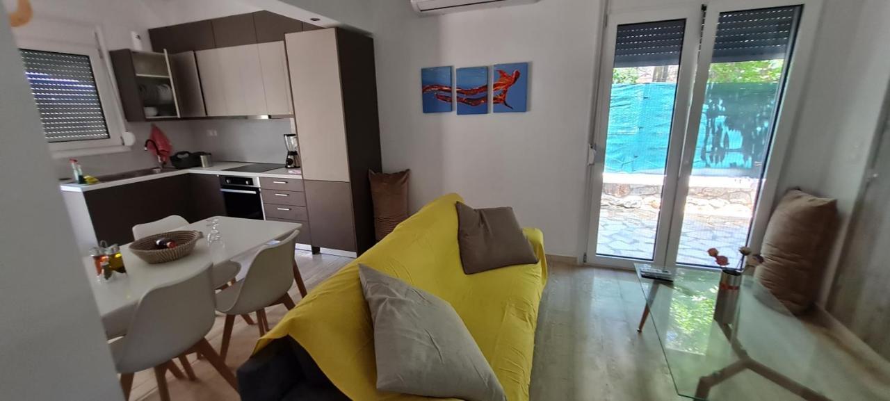 Gerys House Appartement Nikiana Buitenkant foto